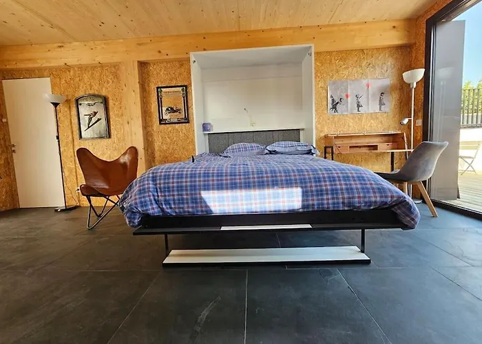 Independant Avec Terrasse 아파트 *